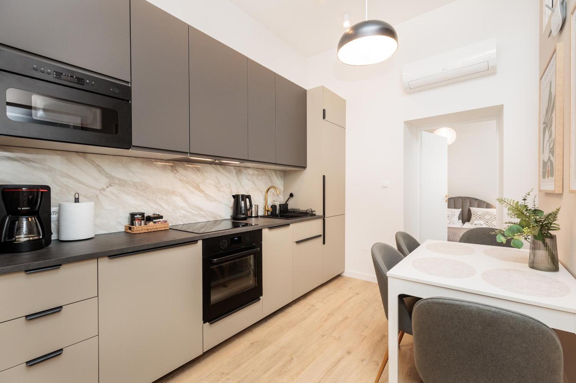 Apartament Felicjanek 15 - 3-bedroom - By Upstairs Kraków